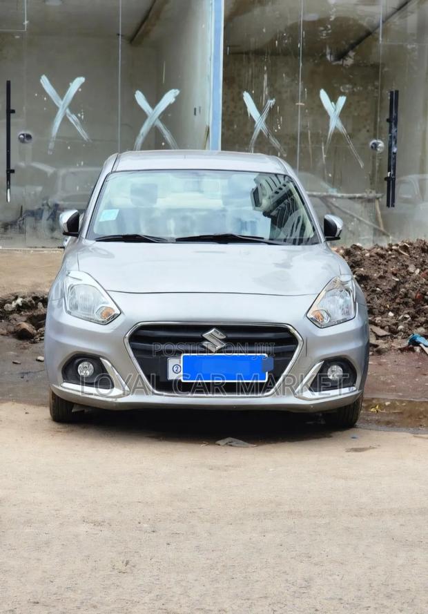 Suzuki Dzire 2022 Silver