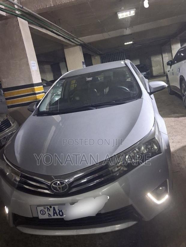 Toyota Corolla 2016 Silver