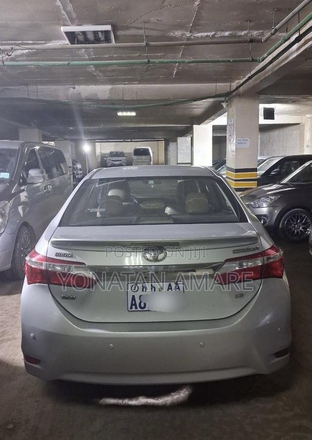 Toyota Corolla 2016 Silver