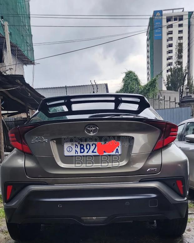 Toyota C-HR 2021