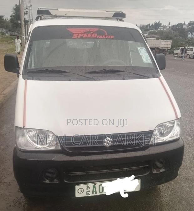 Suzuki Eeco 2024 White