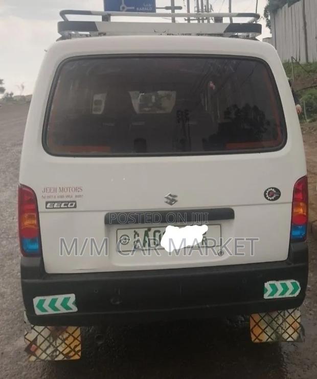 Suzuki Eeco 2024 White