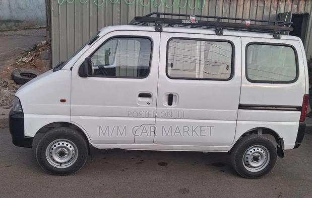 Suzuki Eeco 2024 White