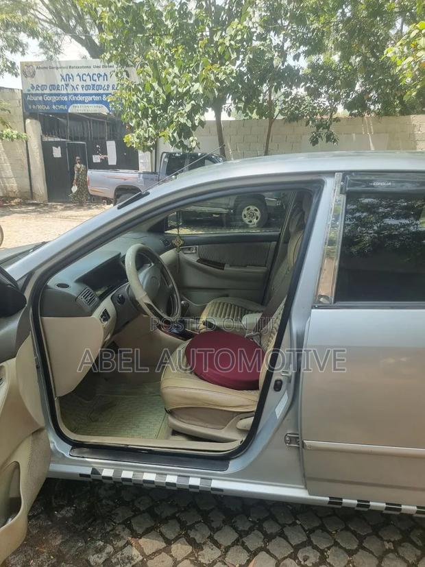 Toyota Corolla 2005 Silver