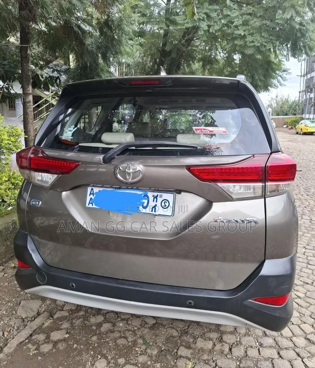 Toyota Rush 2022 Gray