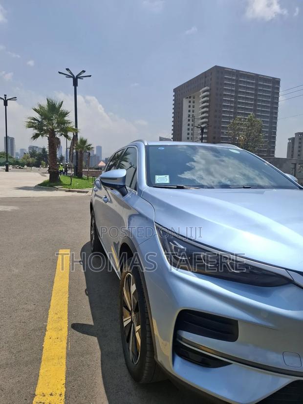 BYD Tang EV 2024 Blue