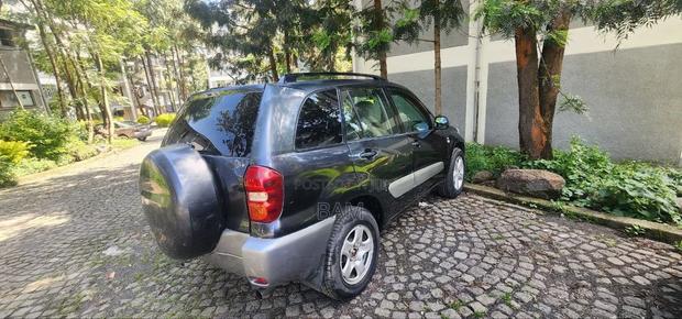 Toyota RAV4 2005 Black