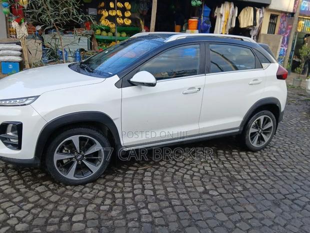 Chery Tiggo 2 2022 White