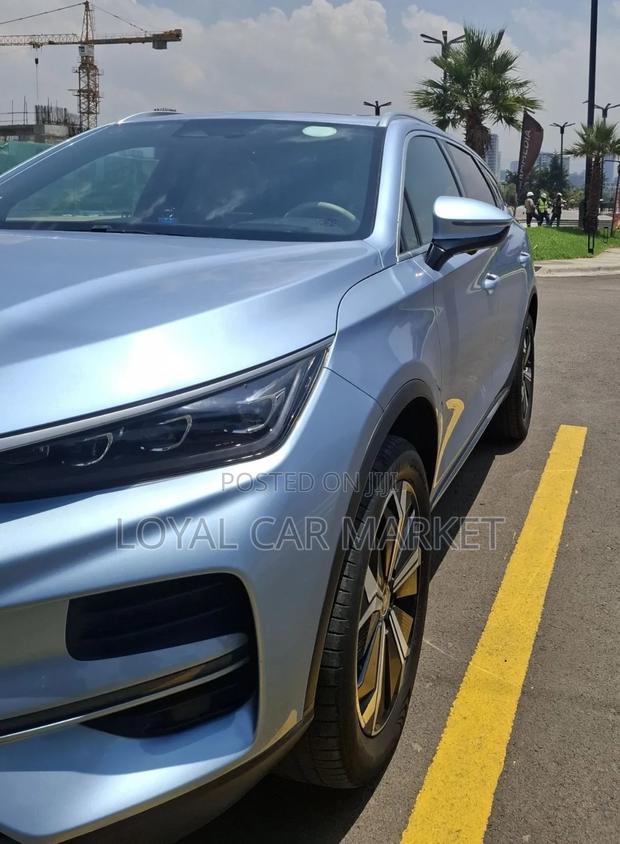 BYD Tang EV 2024 Blue