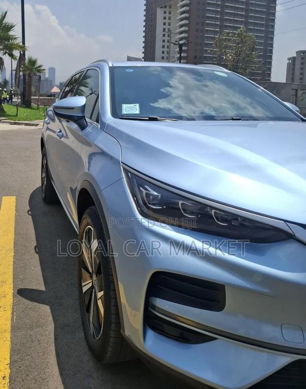 BYD Tang EV 2024 Blue