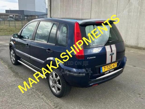 Ford Fusion 2005 Blue