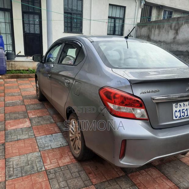 Mitsubishi Attrage 2022 Gray