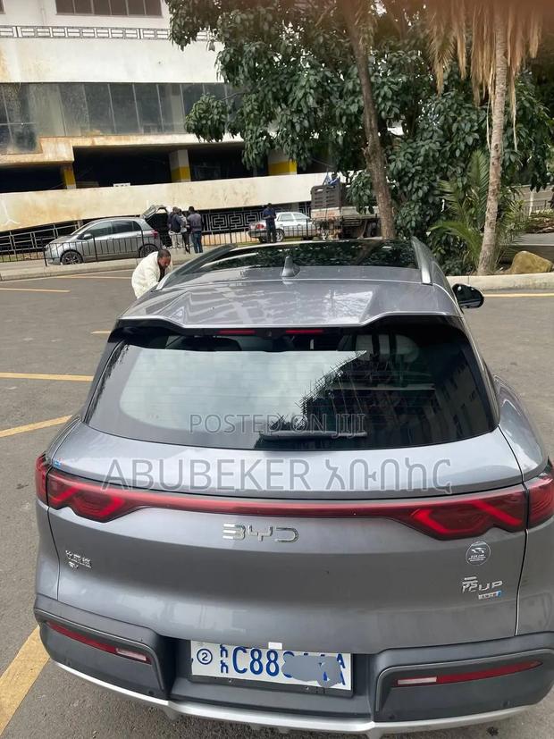 BYD Yuan Up 2025 Gray