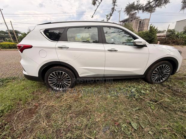 Jetour X70 2023 White
