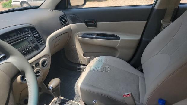 Hyundai Accent GLS Automatic 2010 White