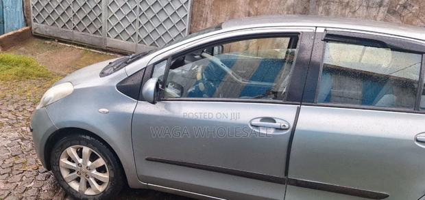 Toyota Yaris 2007 Gray