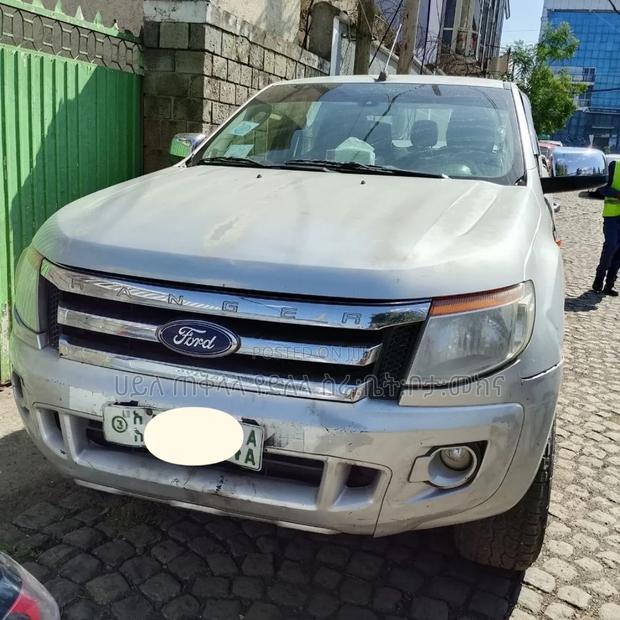 Ford Ranger Wildtrak 2014 Silver