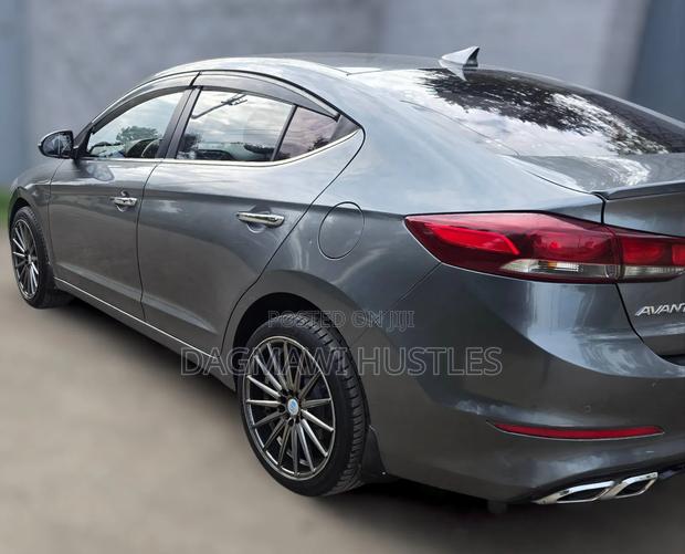Hyundai Avante 2017 Silver