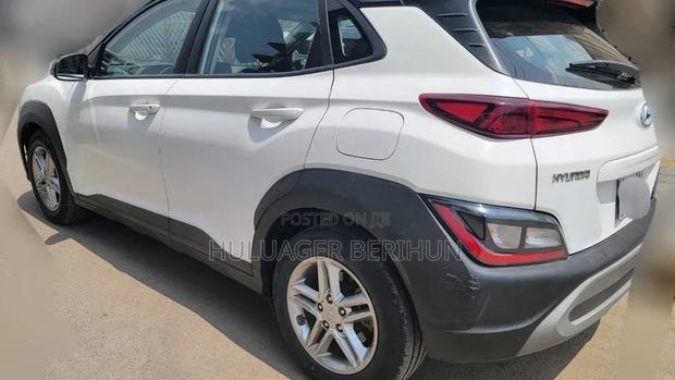 New Hyundai Kona 2021 White