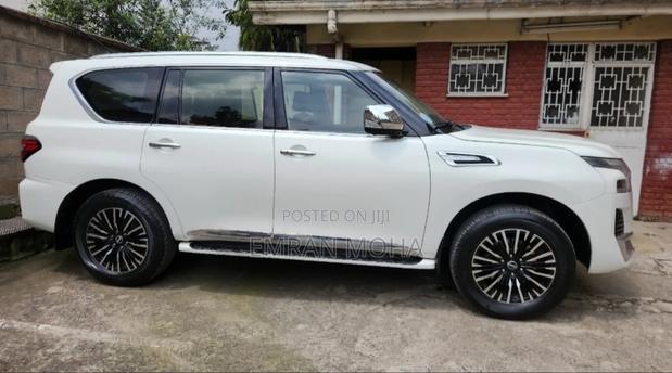 Nissan Patrol 2016 White