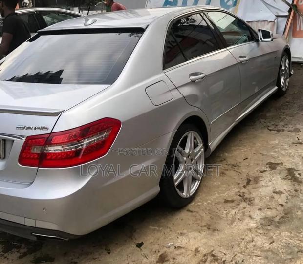Mercedes-Benz E200 2014 Silver