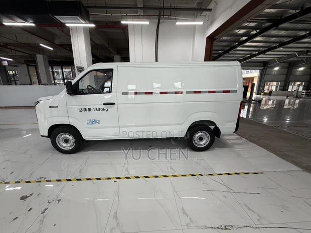 New Karry Dolphin 2025 White