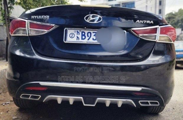 Hyundai Elantra 2013 Black