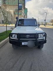 Toyota Land Cruiser 2020 White for sale