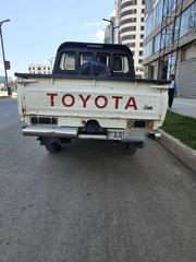 Toyota Land Cruiser 2020 White for sale