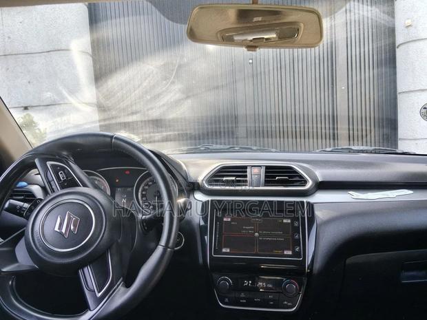 Suzuki Dzire 2022 Gray
