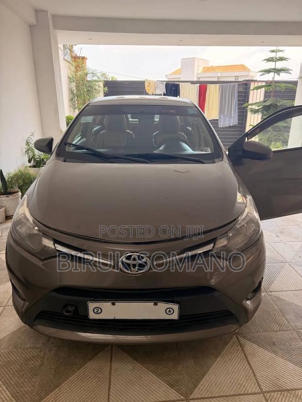 Toyota Yaris 2015