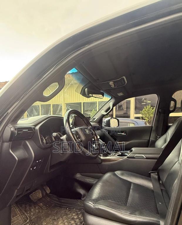 Toyota Land Cruiser 2022 Matt Black