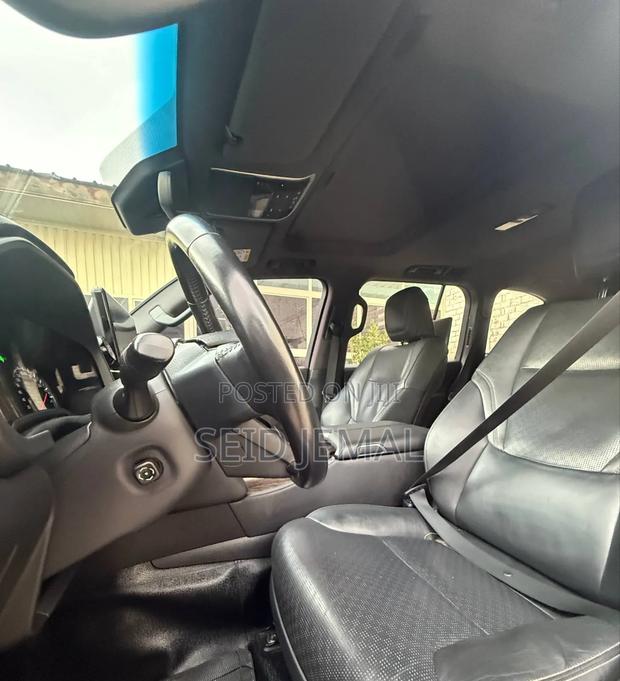 Toyota Land Cruiser 2022 Matt Black