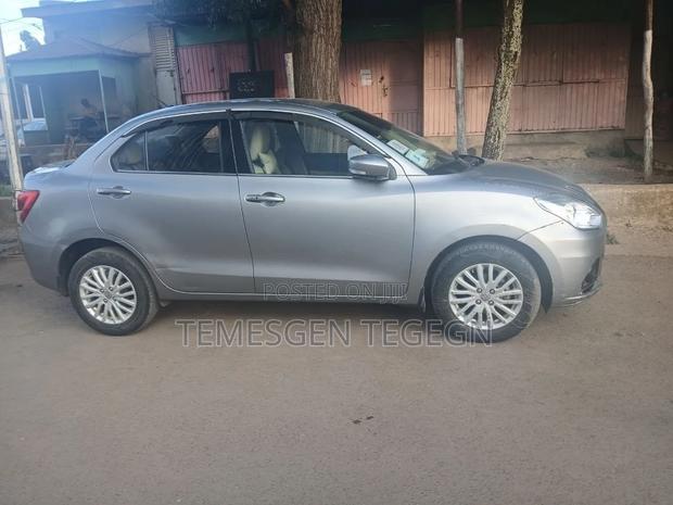 Suzuki Dzire 2021 Silver