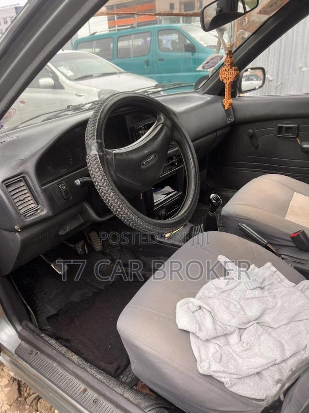 Toyota Corolla II 1992 Brown