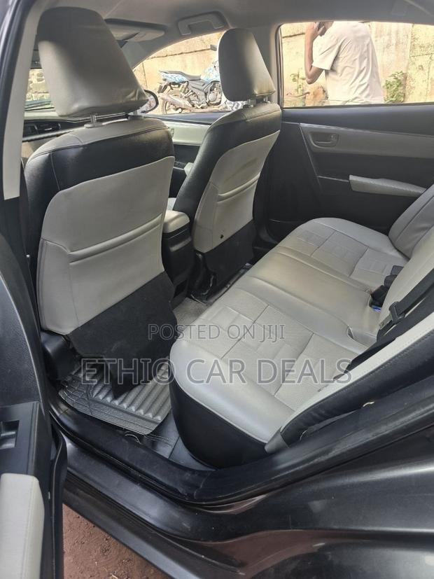 Toyota Corolla 2013 Black