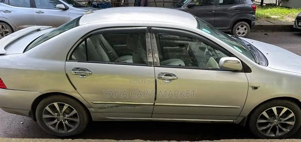 Toyota Corolla 2007 Gold