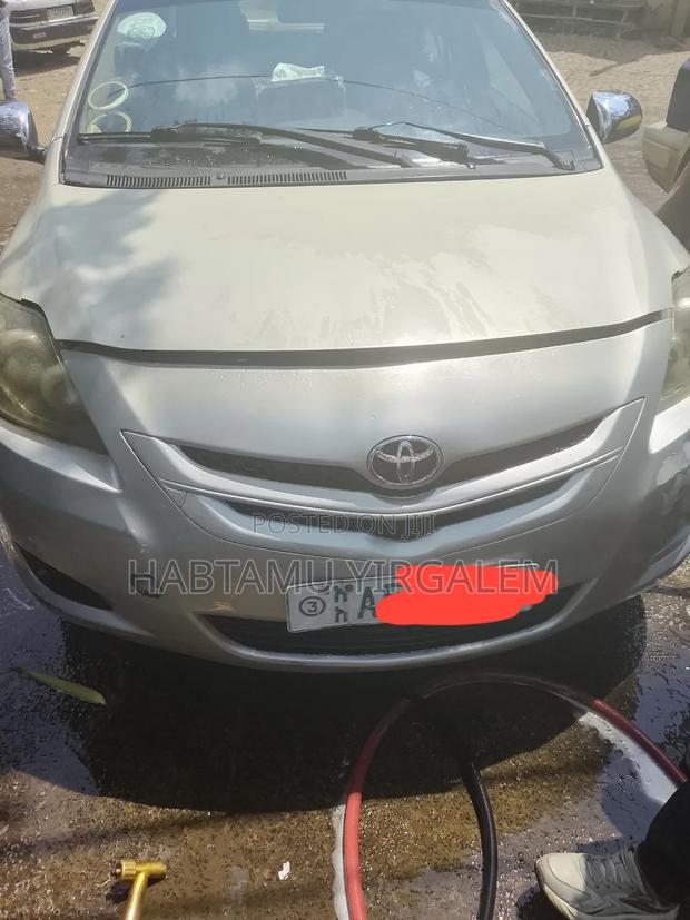 Toyota Yaris 2006 Ivory
