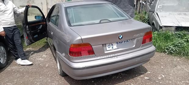 BMW 523i 2001 Silver