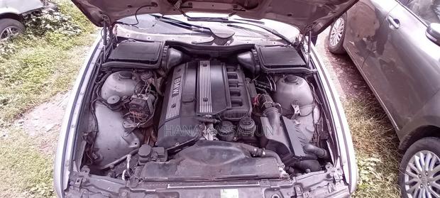 BMW 523i 2001 Silver