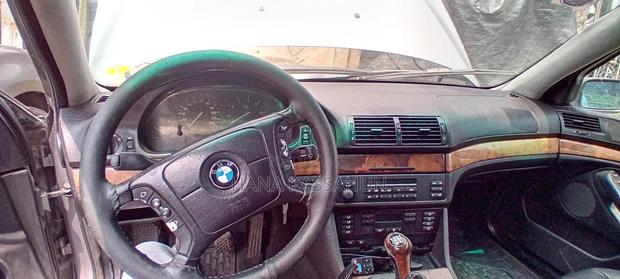 BMW 523i 2001 Silver