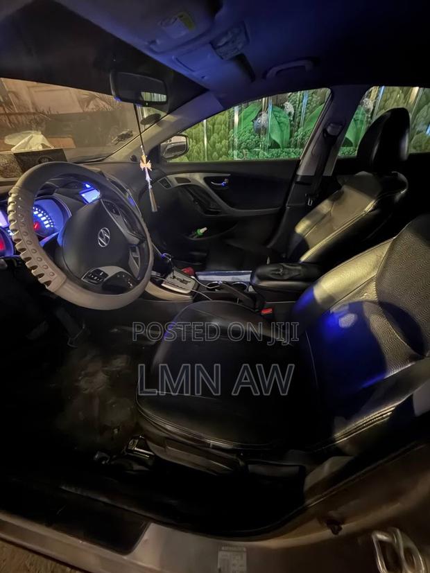 Hyundai Avante 2015 Gray
