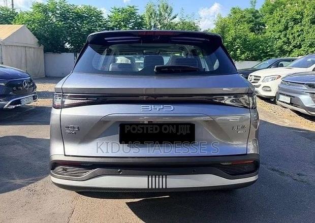 BYD Seal 05 DM-i DM-i 210KM Premium 2026 Silver