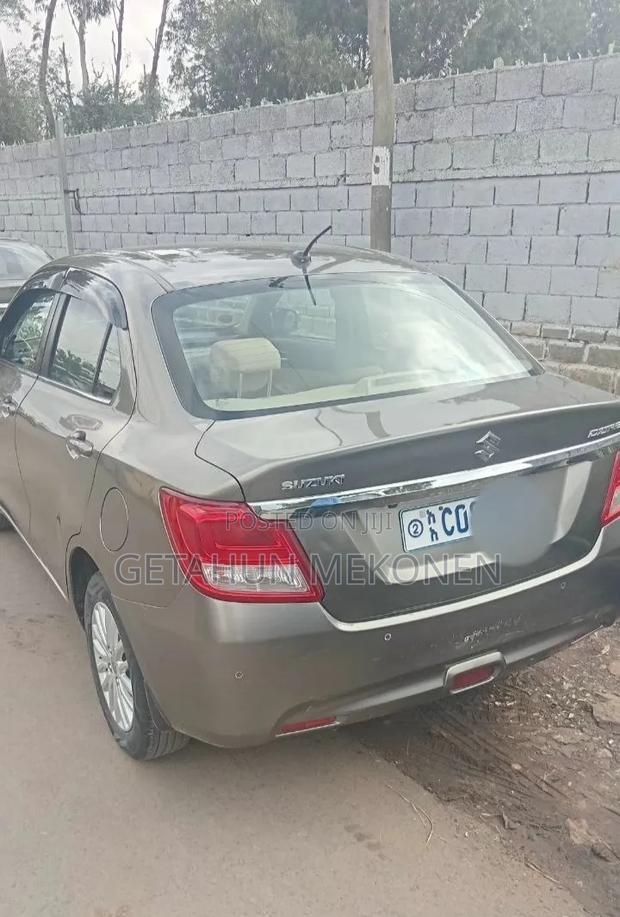 Suzuki Dzire 2022 Gray