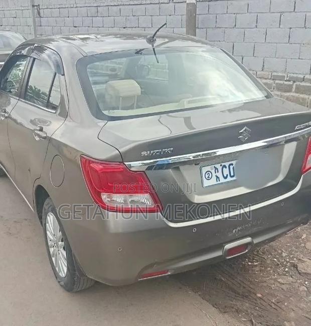 Suzuki Dzire 2022 Gray