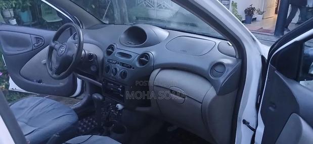 Toyota Platz 1.0 FWD 2003 White