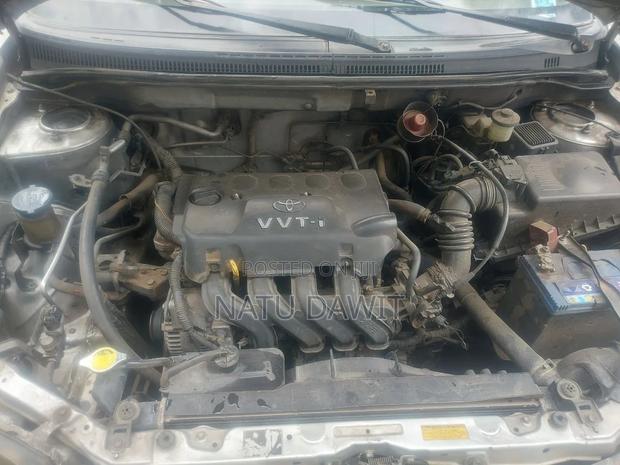 Toyota Corolla 2005 Silver