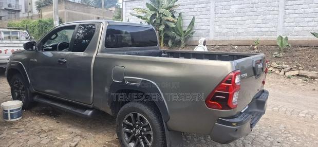 Toyota Hilux 2021