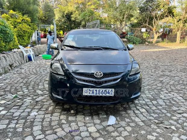 Toyota Yaris 2007 Black