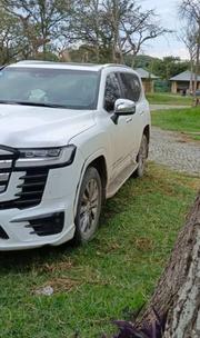 Toyota Land Cruiser 2023 White for sale